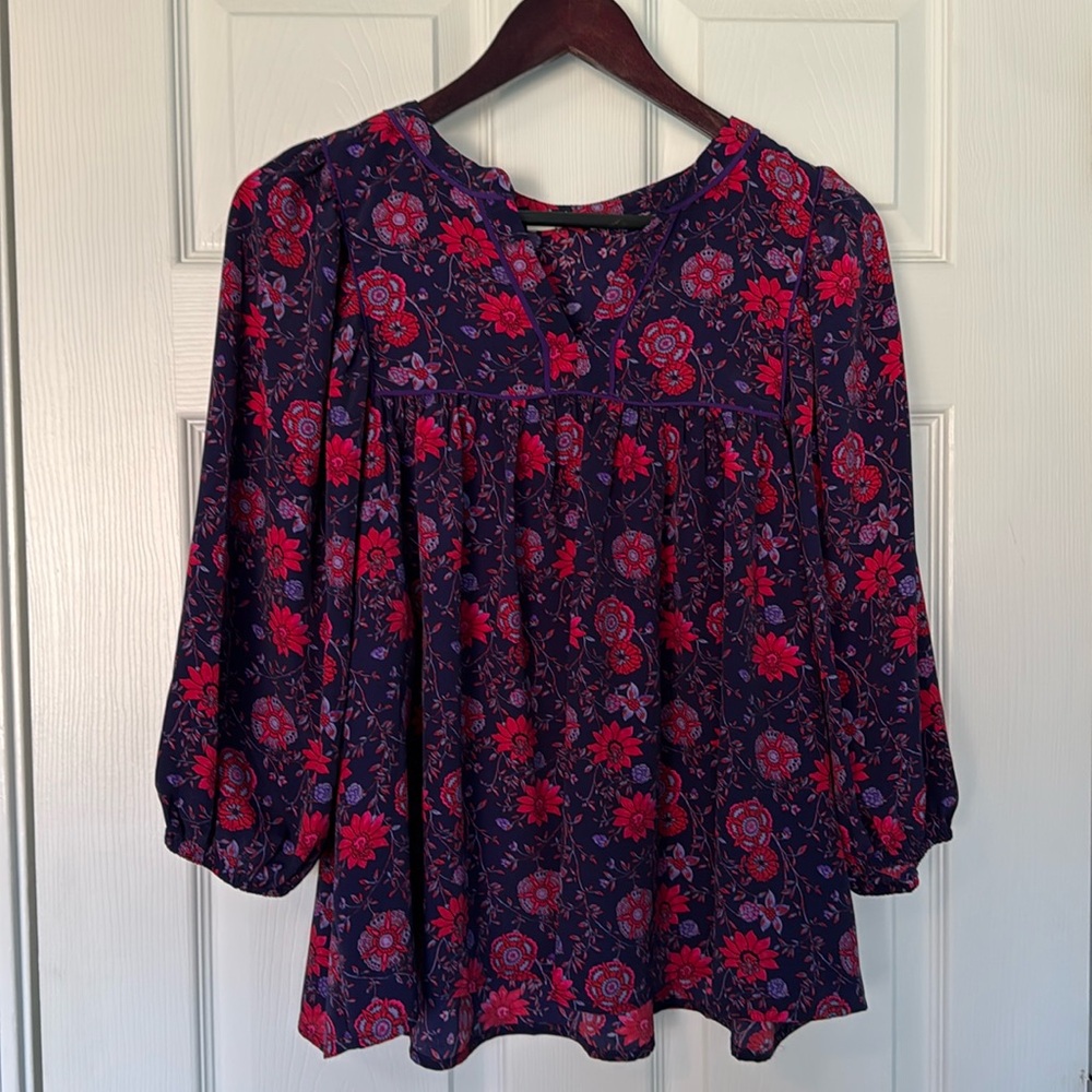 SKIES ARE BLUE Blue Red 3/4 Sleeve Blouse Size Small